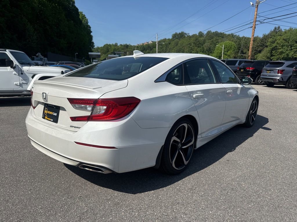 Used 2018 Honda Accord Sport image 4