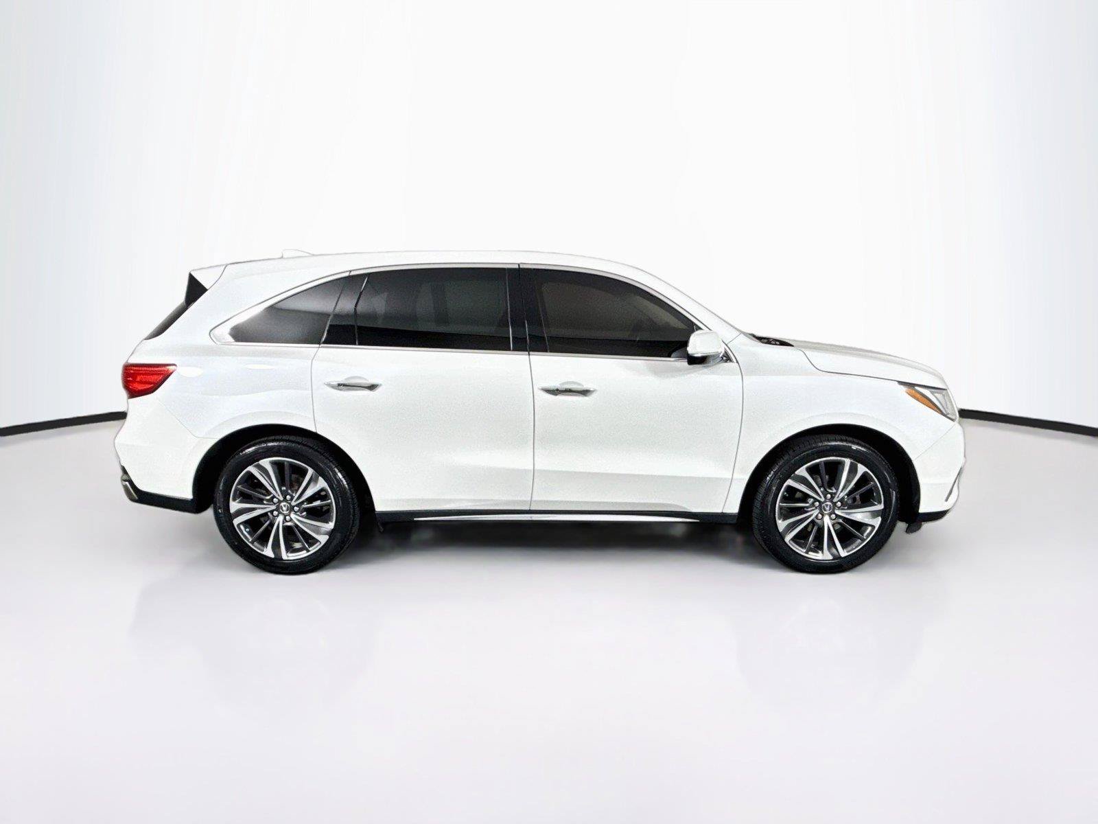 Used 2020 Acura MDX w/ Technology Package AWD/4WD image 11