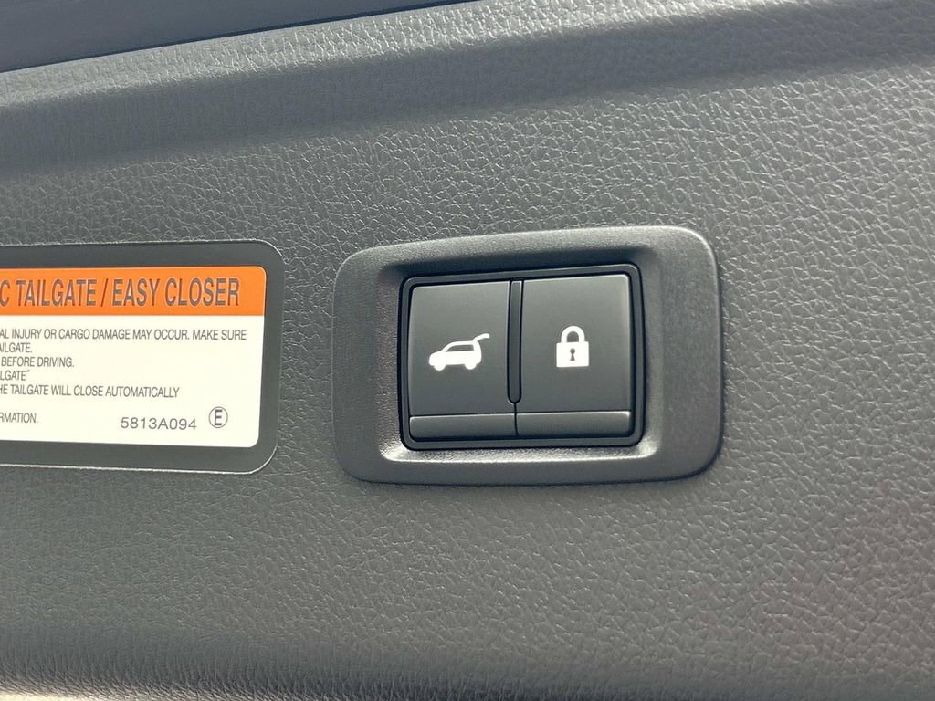 Used 2025 Mitsubishi Eclipse Cross SEL image 14