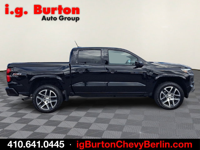 Certified 2023 Chevrolet Colorado Z71 w/ Z71 Convenience Package 2 AWD/4WD image 7