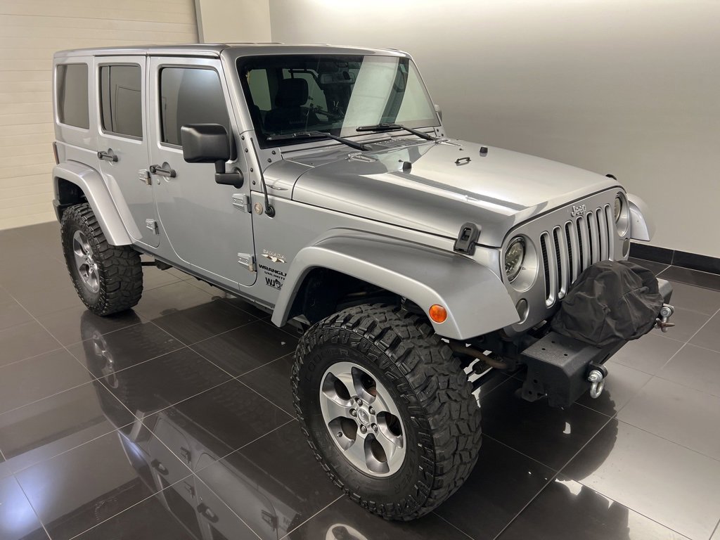 Used 2016 Jeep Wrangler Unlimited Sahara w/ Dual Top Group image 1