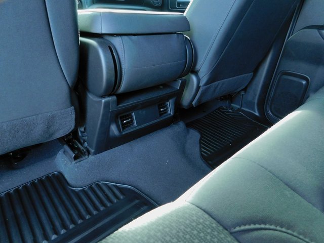 Used 2024 Chevrolet Silverado 2500 Custom image 21