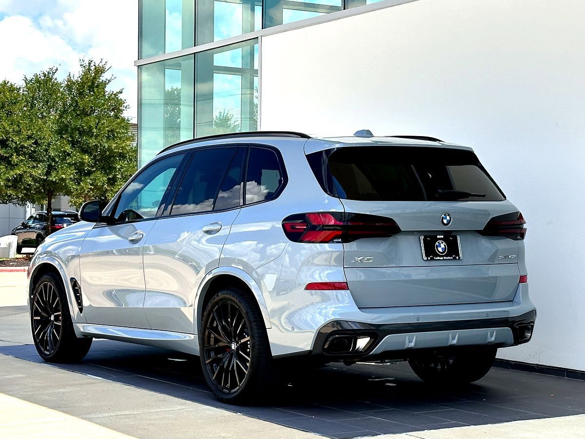 New 2026 BMW X5 sDrive40i w/ M Sport Package image 7