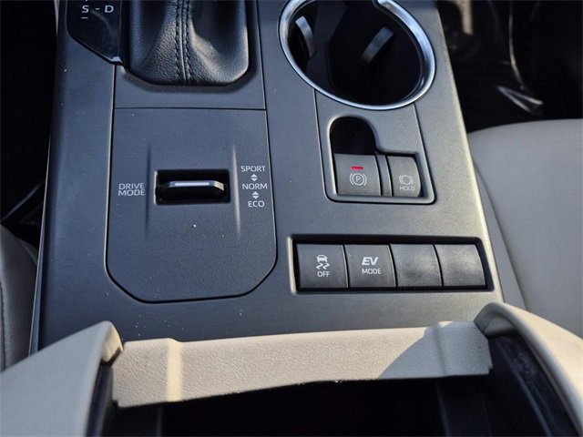 Used 2020 Toyota Highlander XLE image 45