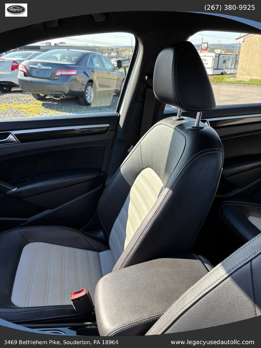 Used 2018 Volkswagen Passat GT FWD image 20