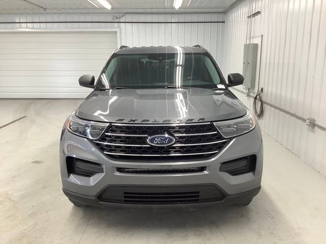 Used 2021 Ford Explorer XLT w/ Class III Trailer Tow Package image 2