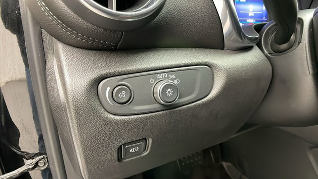 Used 2020 Chevrolet Blazer LT w/ LPO, Floor Liner Package image 12