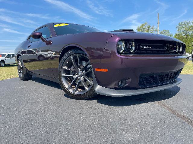 Used 2021 Dodge Challenger R/T Scat Pack w/ Shaker Package RWD image 4