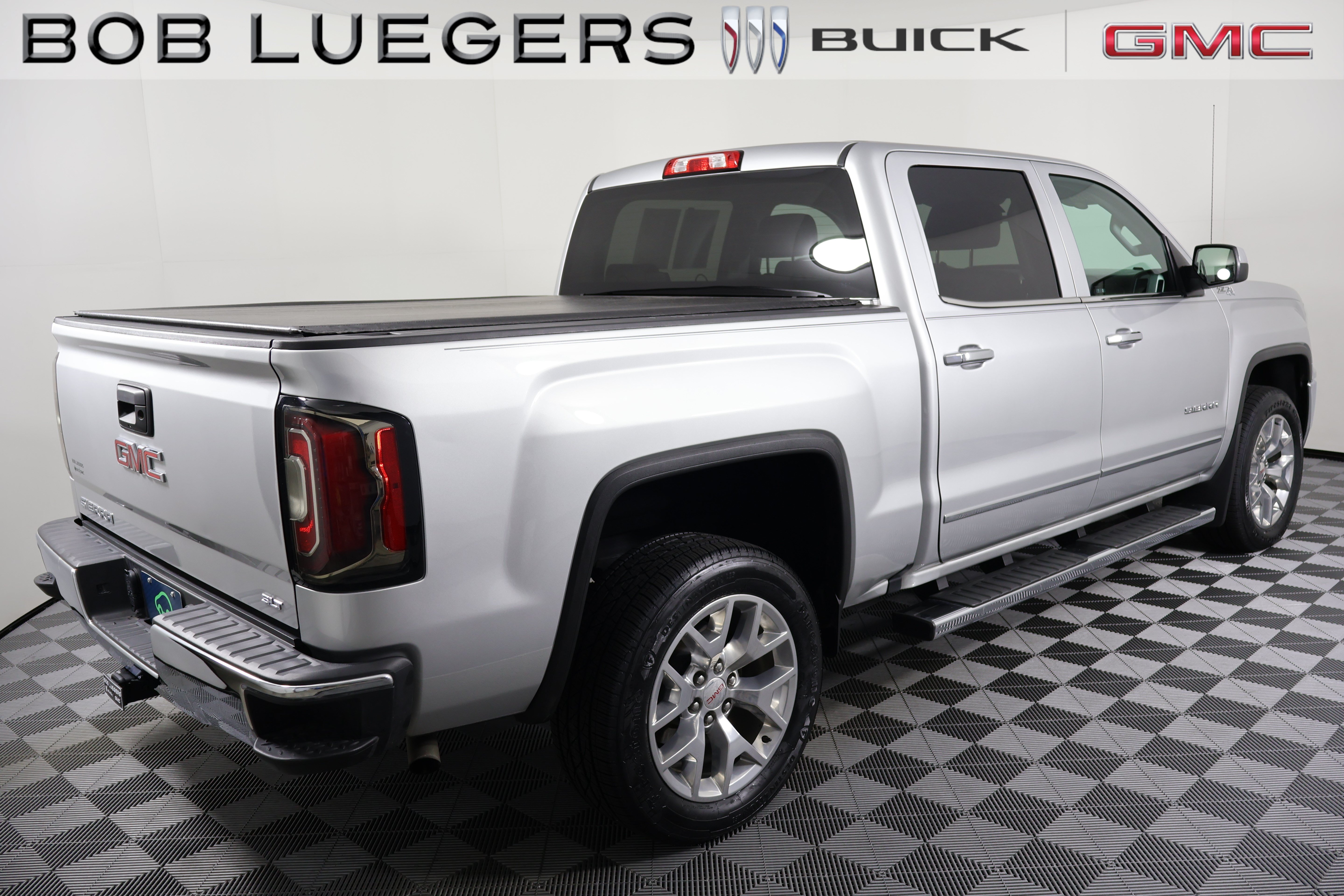 Certified 2018 GMC Sierra 1500 SLT w/ SLT Premium Package AWD/4WD image 6
