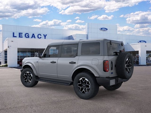 New 2026 Ford Bronco Outer Banks AWD/4WD image 4