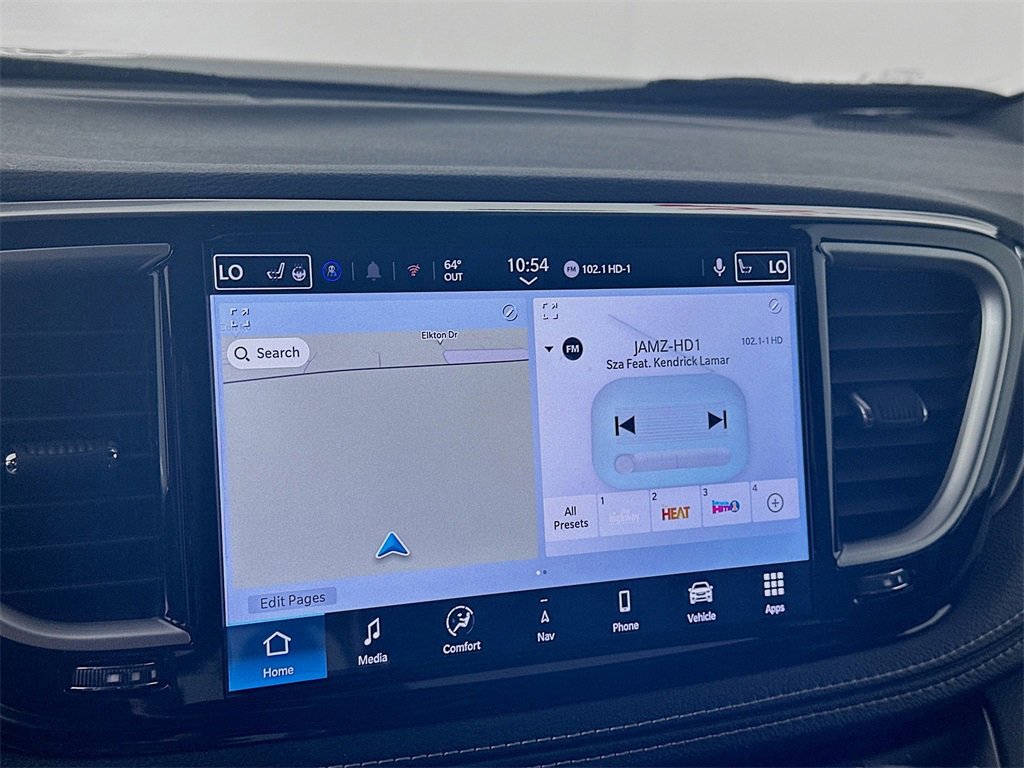 New 2026 Chrysler Pacifica Select image 13