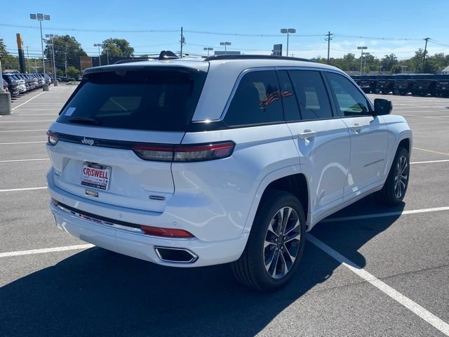 New 2025 Jeep Grand Cherokee Overland w/ Adv Protech Group III AWD/4WD image 8
