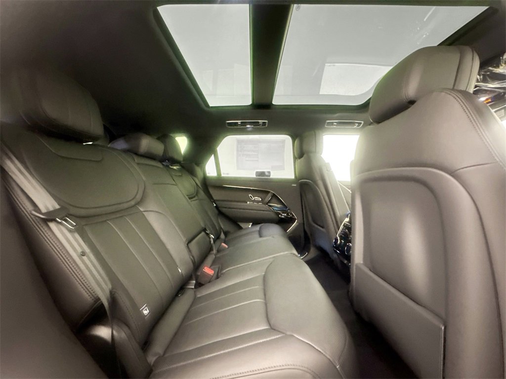 New 2026 Land Rover Range Rover Sport Dynamic SE image 27