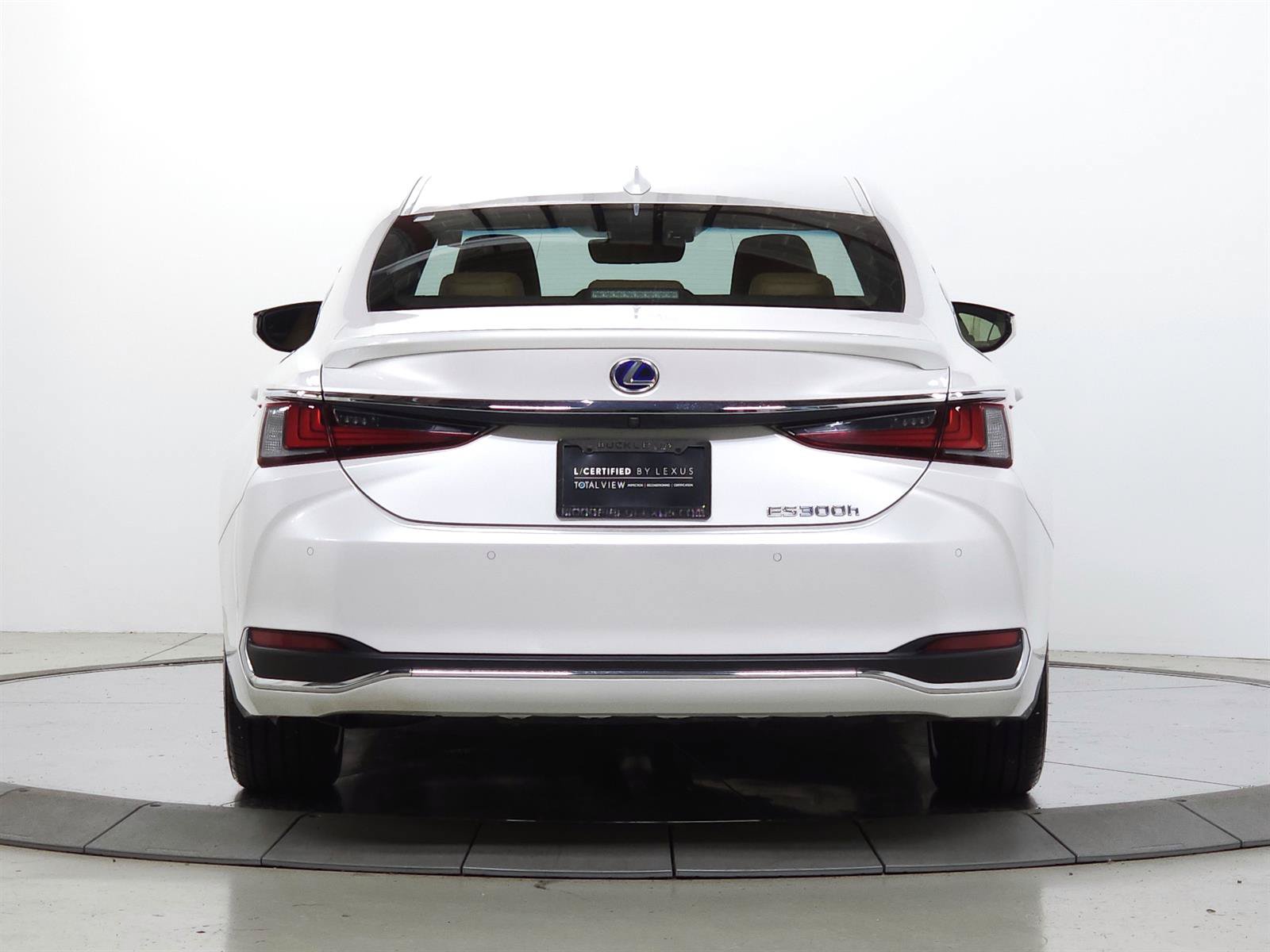 Used 2020 Lexus ES 300h w/ Accessory Package 2 FWD image 6
