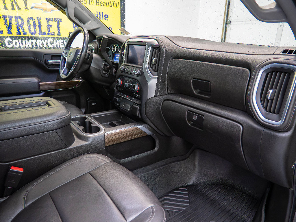 Used 2022 Chevrolet Silverado 1500 LT Trail Boss w/ LT Trail Boss Premium Package AWD/4WD image 17
