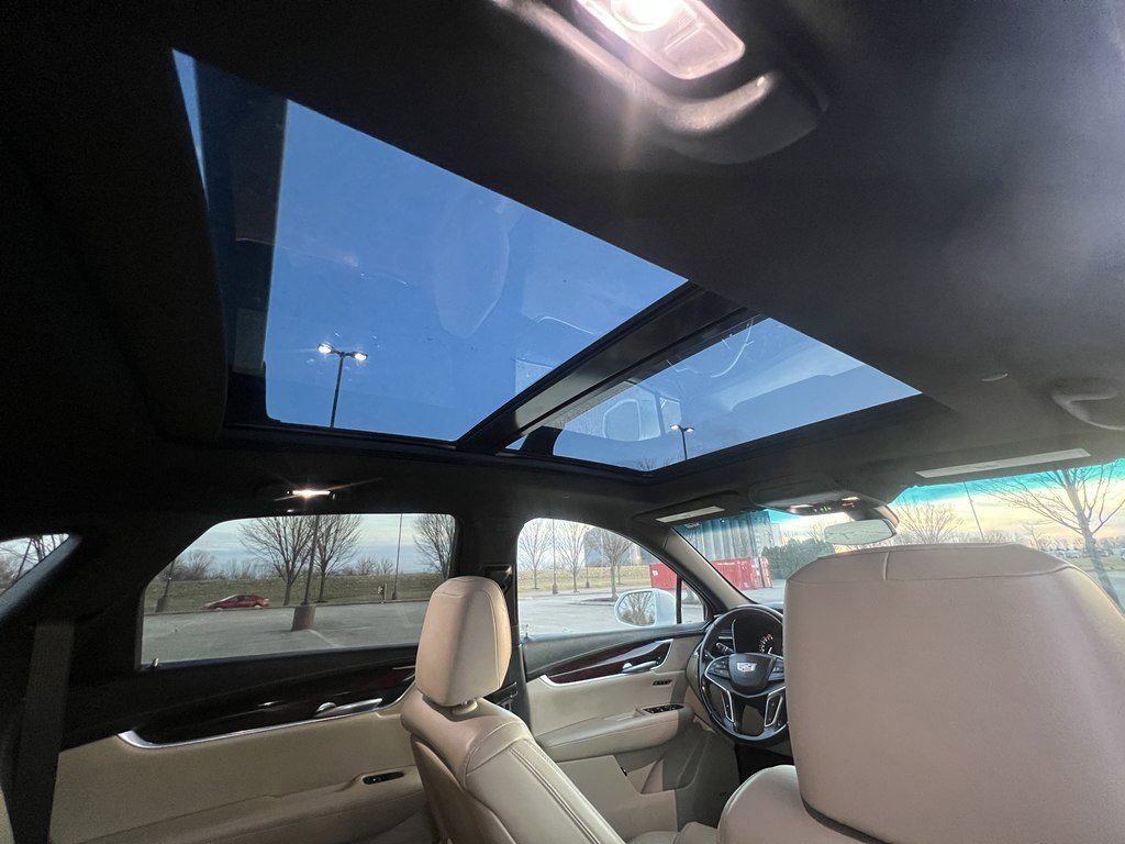 Used 2018 Cadillac XT5 Luxury image 21