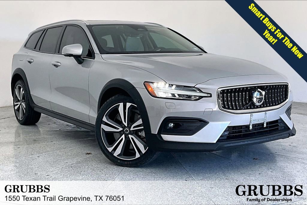 Certified 2024 Volvo V60 B5 Cross Country Plus w/ Protection Package Premier
