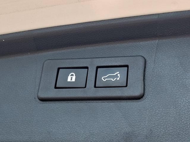 Used 2020 Subaru Outback Touring XT AWD/4WD image 32