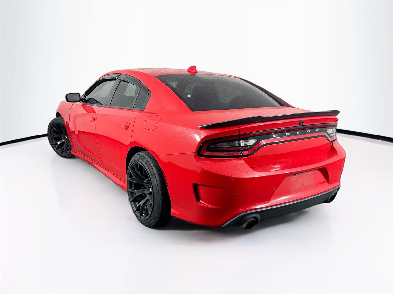 Used 2019 Dodge Charger Scat Pack RWD image 8
