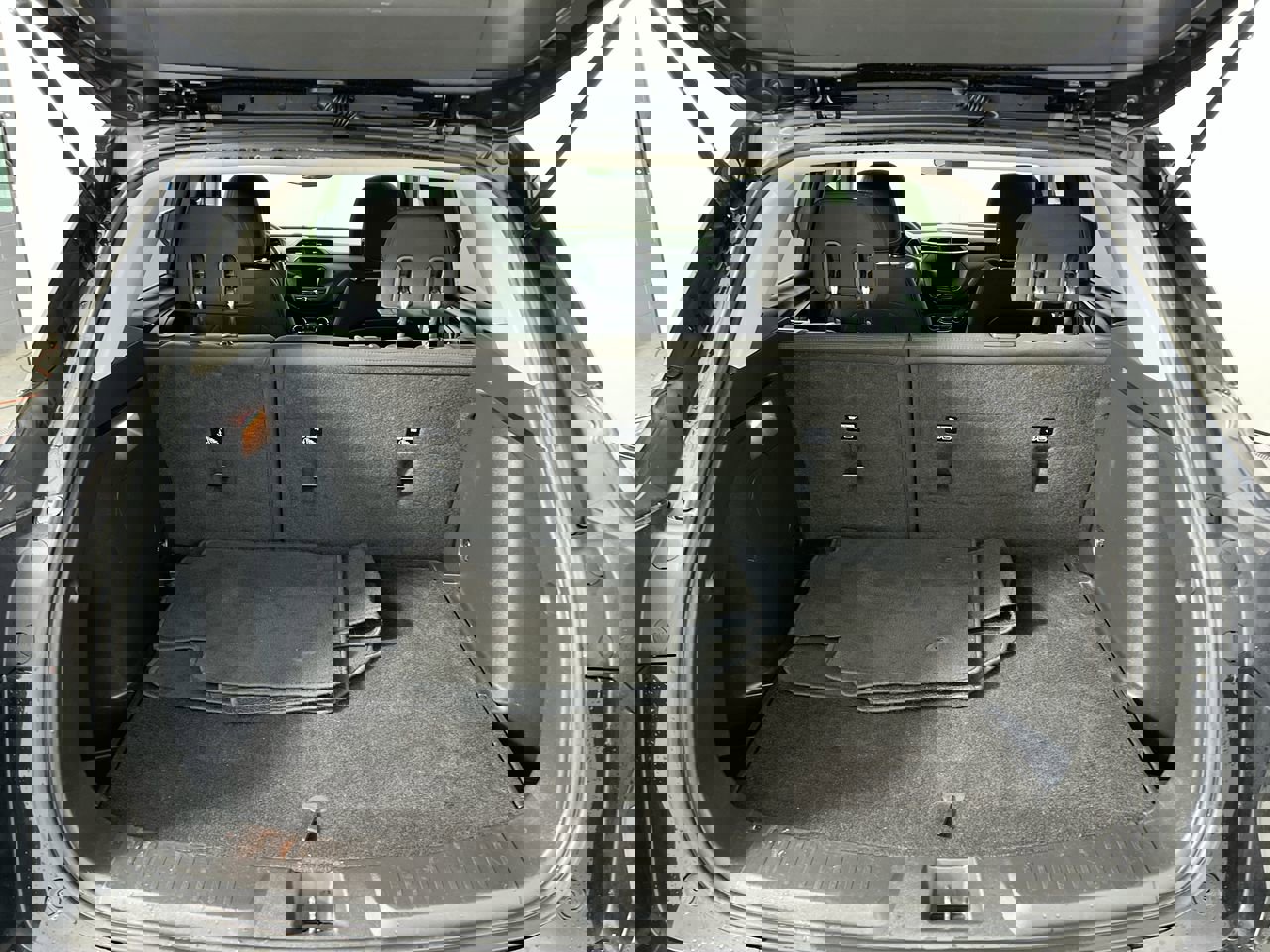 Used 2021 Chevrolet TrailBlazer LS image 29