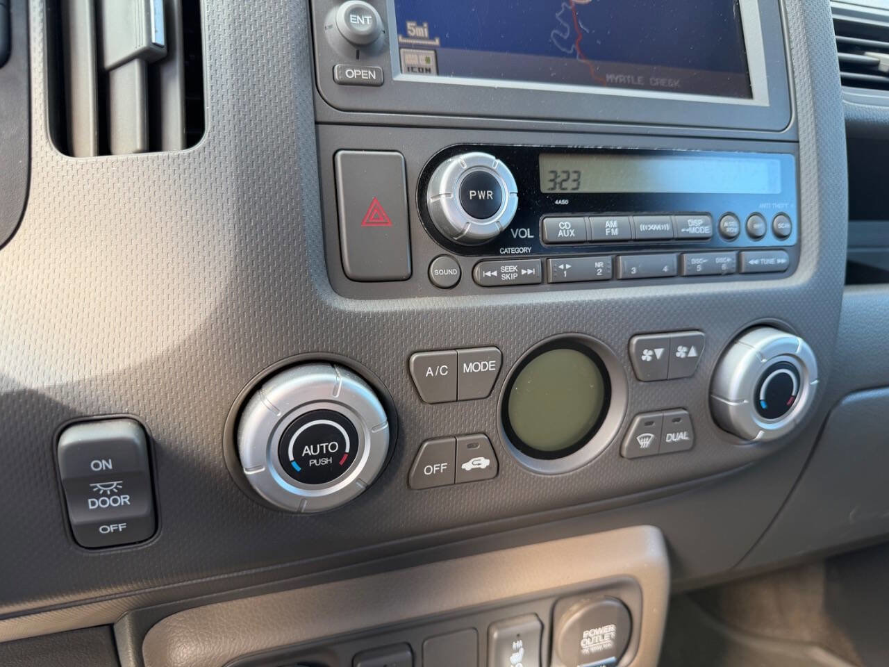 Used 2006 Honda Ridgeline RTL image 12