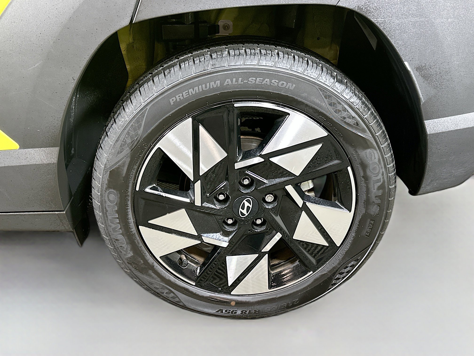 Certified 2024 Hyundai Kona SEL FWD image 28