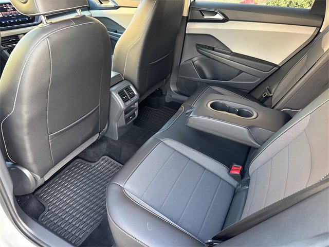 Certified 2023 Volkswagen Taos SE image 25