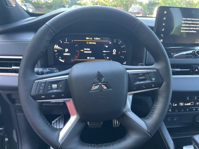 New 2026 Mitsubishi Outlander SEL Black Edition FWD image 17