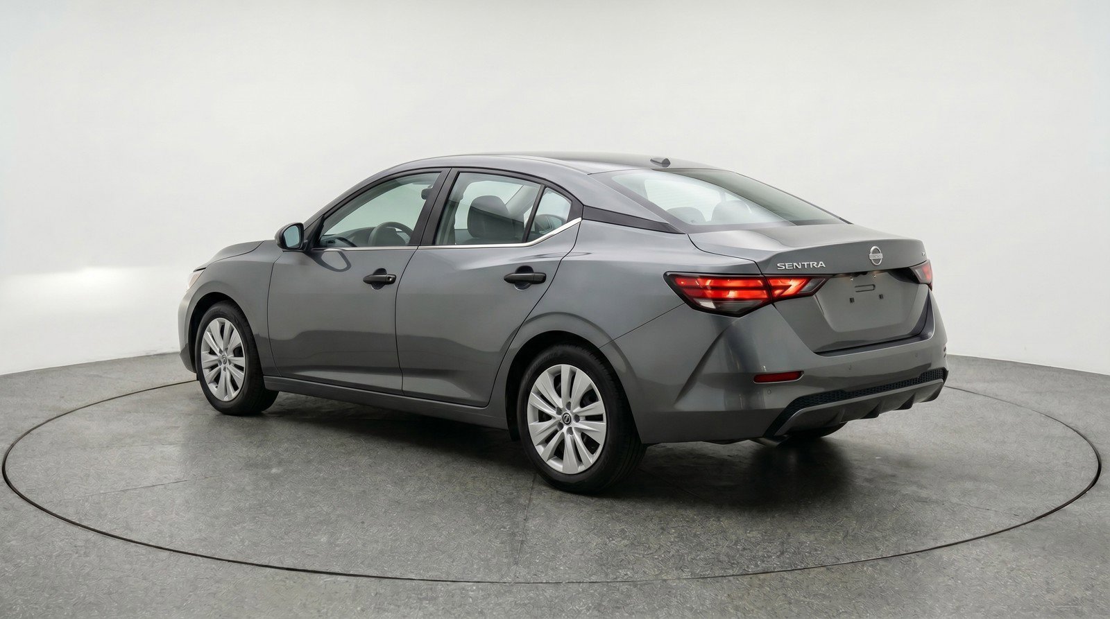 Used 2025 Nissan Sentra S FWD image 6