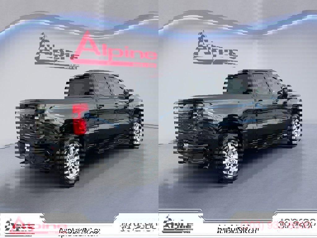 Used 2022 Chevrolet Silverado 1500 Custom image 5