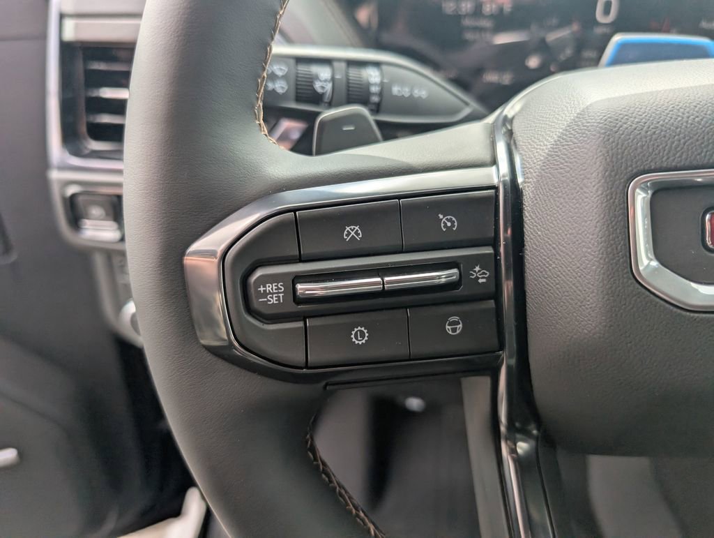 New 2026 GMC Yukon AT4 w/ AT4 Premium Plus Package AWD/4WD image 22