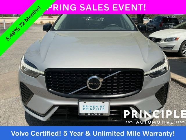 Certified 2025 Volvo XC60 B5 Core image 3