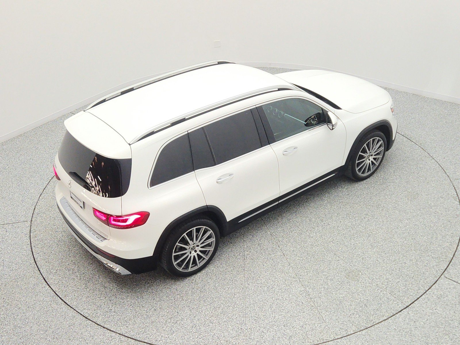 Used 2022 Mercedes-Benz GLB 250 image 25