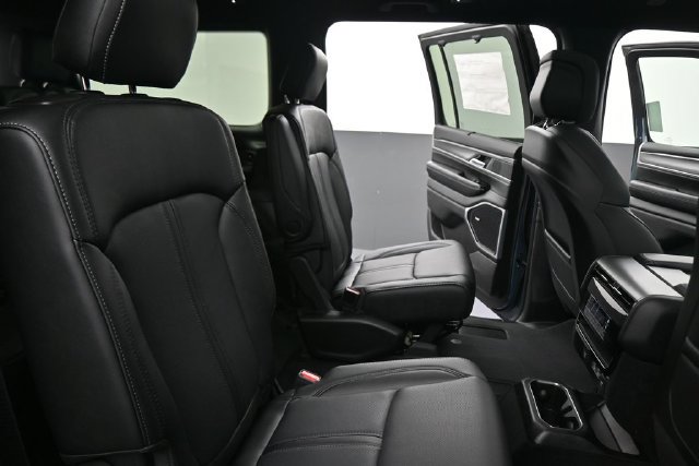 New 2026 Jeep Grand Wagoneer Limited AWD/4WD image 22