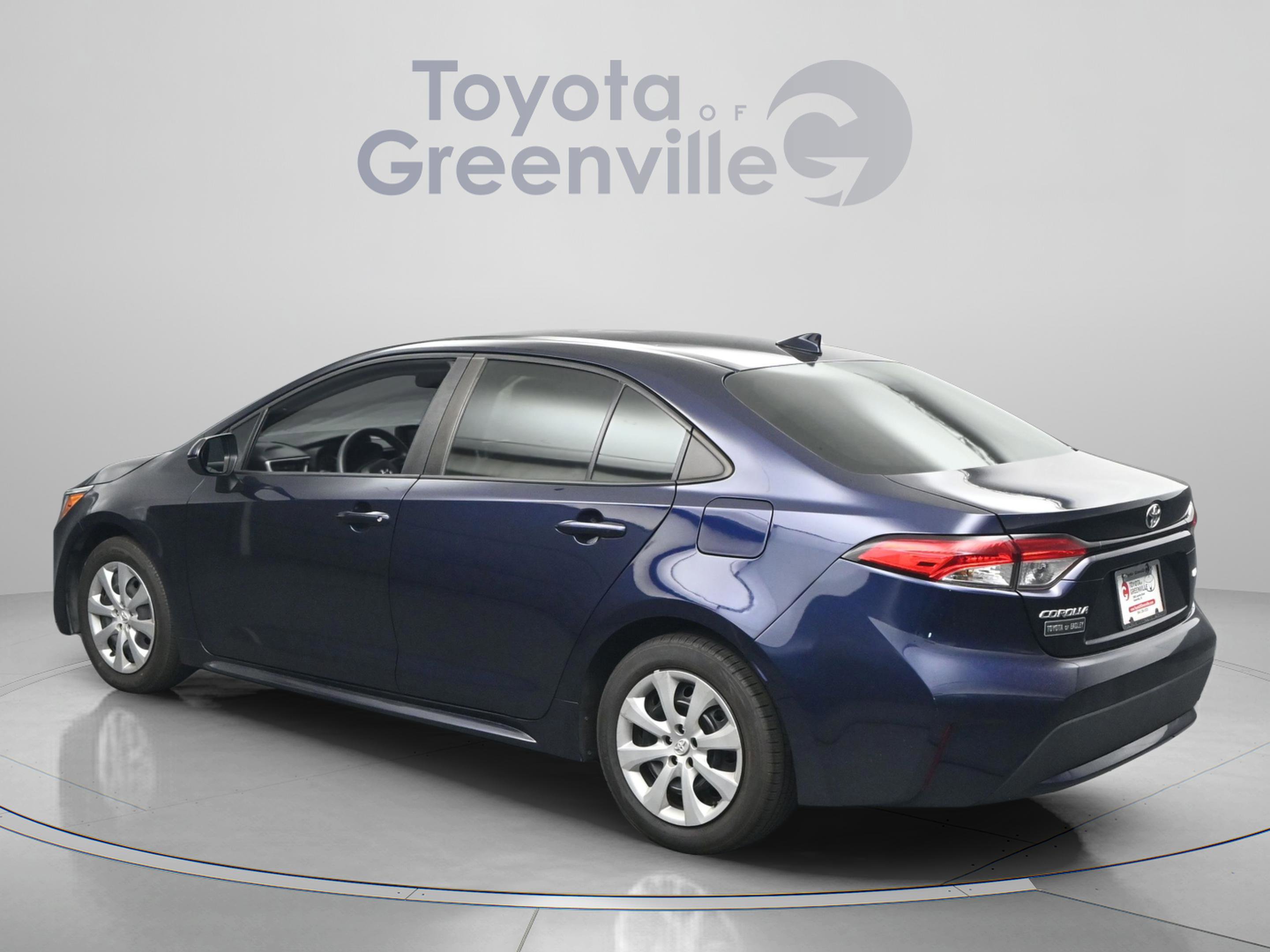 Used 2022 Toyota Corolla LE FWD image 7