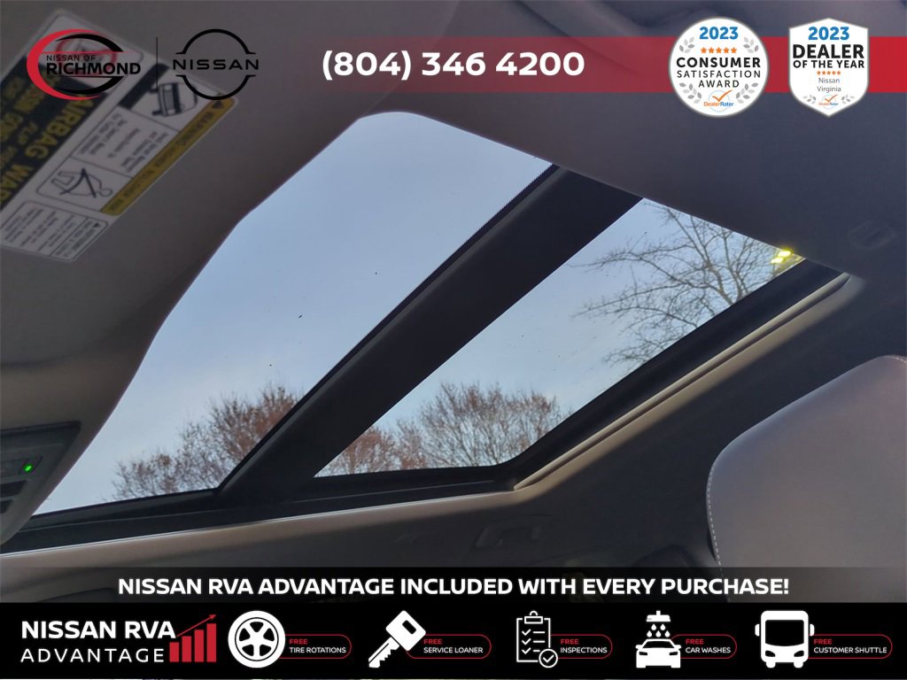 Used 2025 Nissan Rogue SL w/ Tech Package image 21