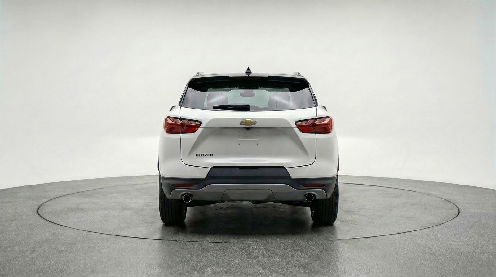 Used 2025 Chevrolet Blazer LT FWD image 7