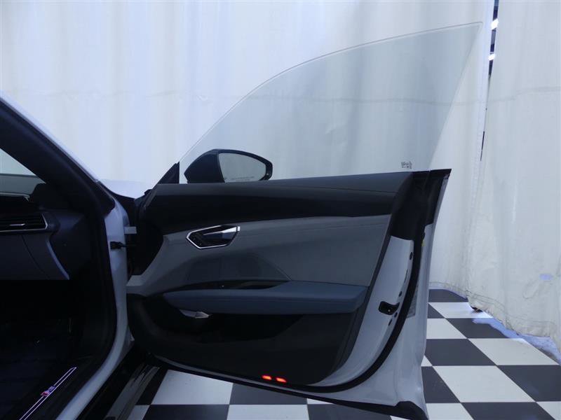 Used 2023 Audi RS e-tron GT w/ Carbon Performance Package image 27