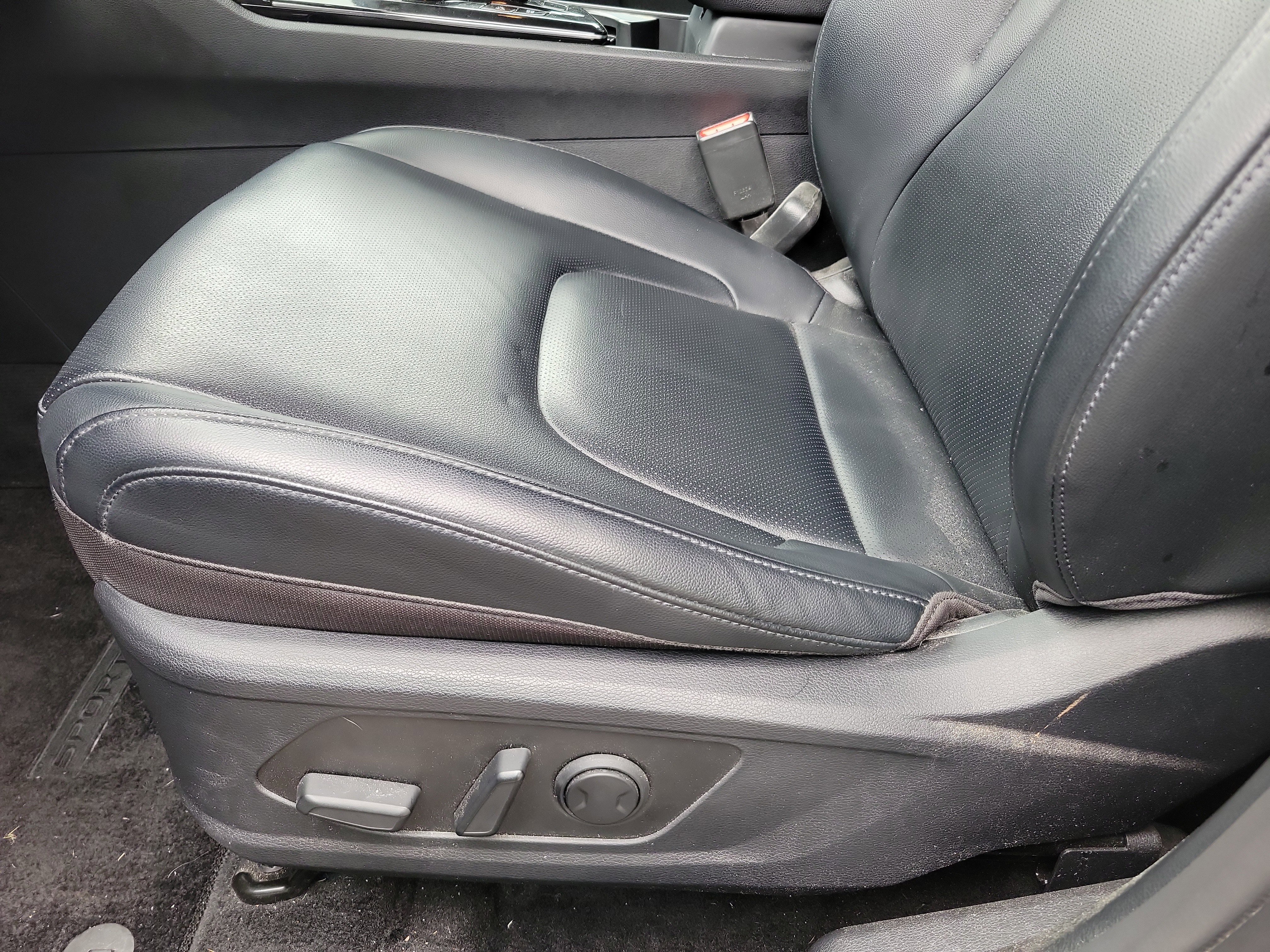 Used 2023 Kia Sportage EX AWD/4WD image 5