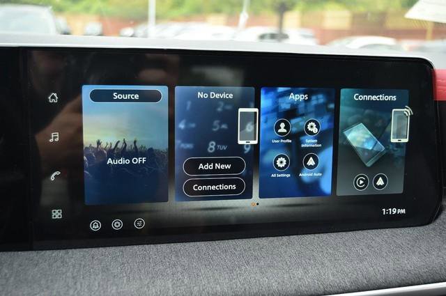 New 2026 Nissan Kicks SV w/ SV Premium Package image 13