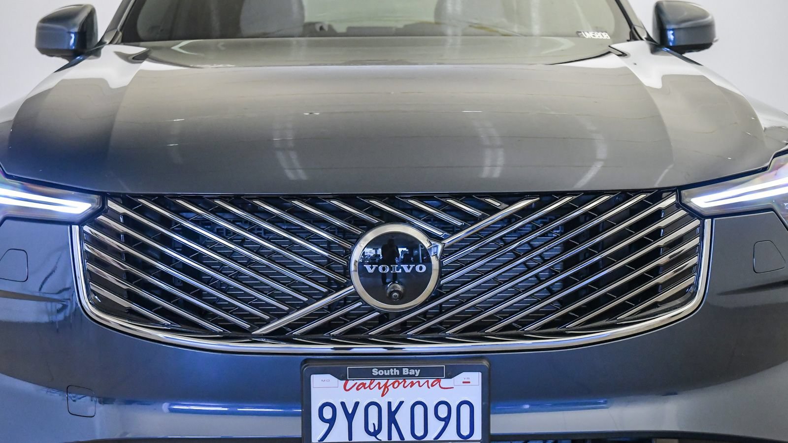 Certified 2026 Volvo XC90 B6 Plus w/ Protection Package AWD/4WD image 8