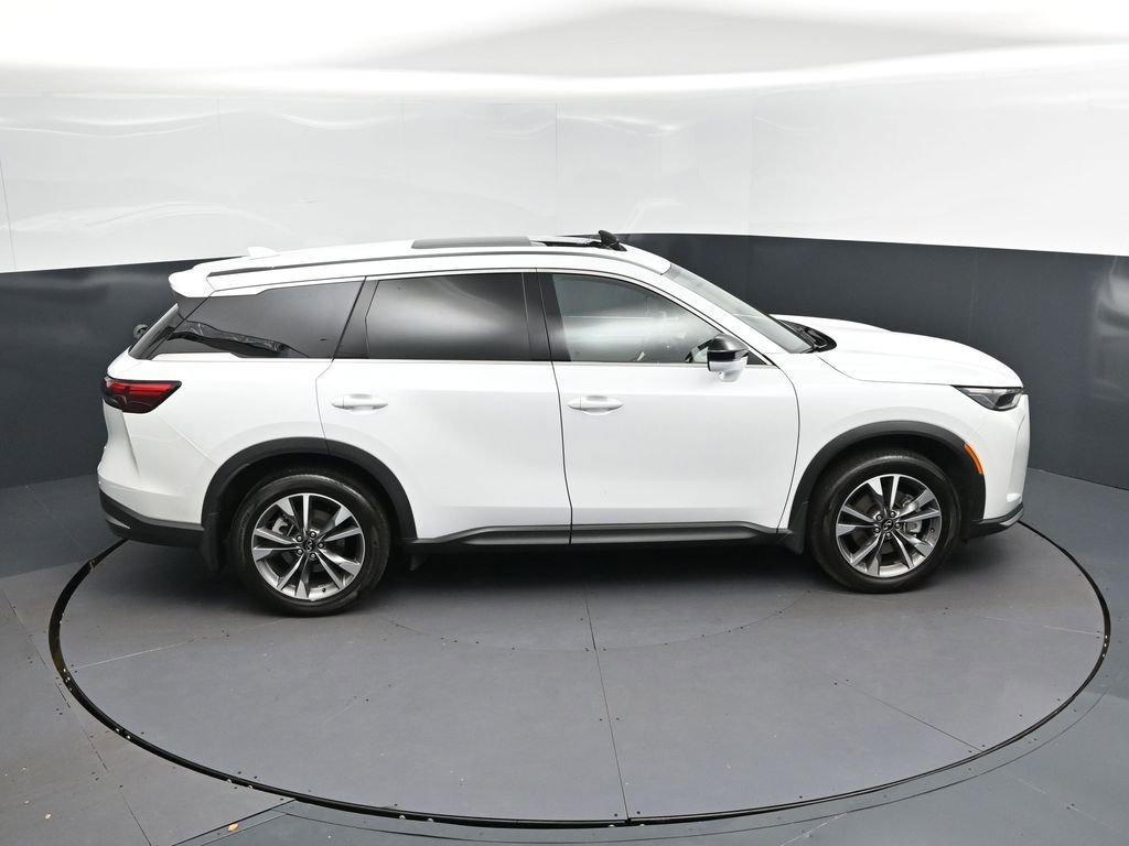 Used 2026 INFINITI QX60 Pure w/ Cargo Package FWD image 36