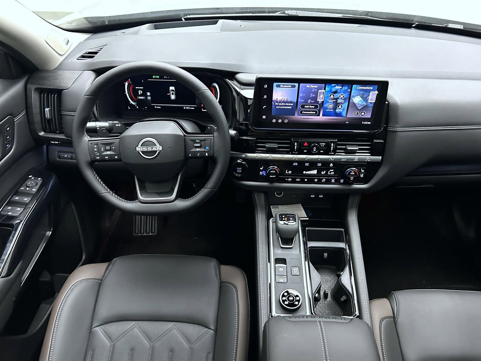 New 2026 Nissan Pathfinder Platinum w/ Cargo Package AWD/4WD image 13