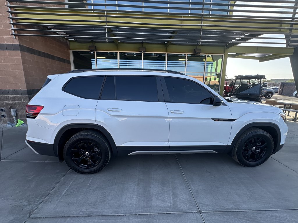 Used 2024 Volkswagen Atlas Peak Edition SEL AWD/4WD image 7