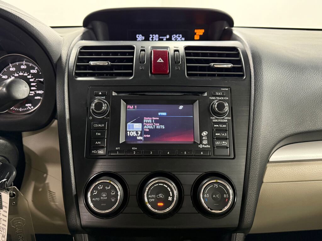 Used 2014 Subaru Crosstrek 2.0i Limited w/ Popular Package #2 image 26