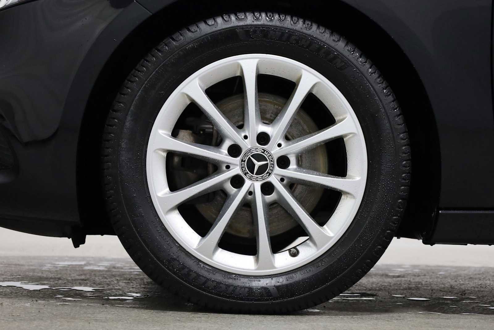 Used 2019 Mercedes-Benz A 220 4MATIC image 37