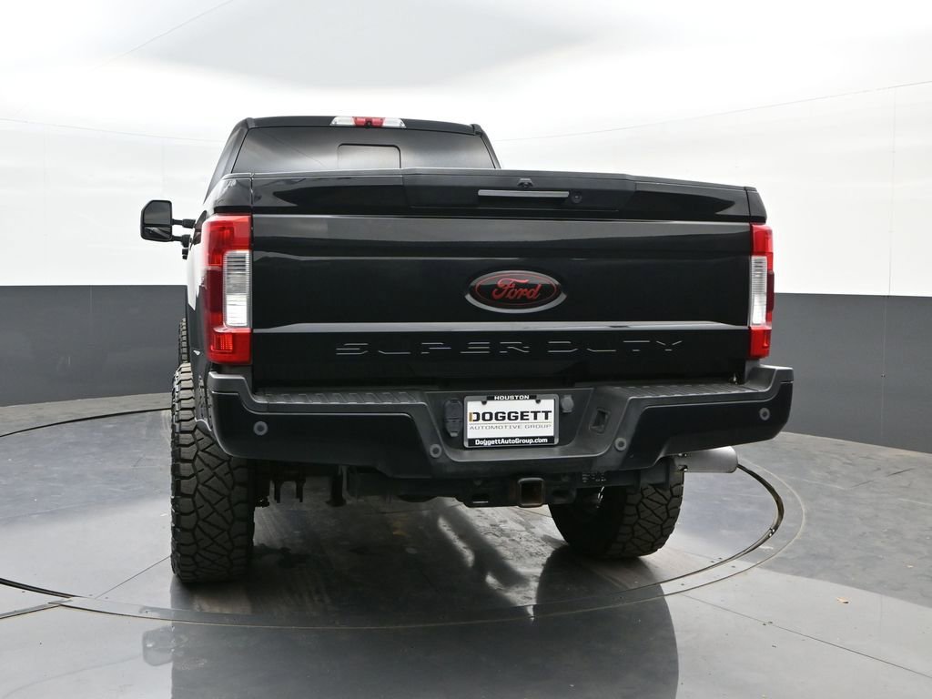 Used 2019 Ford F250 Lariat w/ Lariat Ultimate Package AWD/4WD image 8