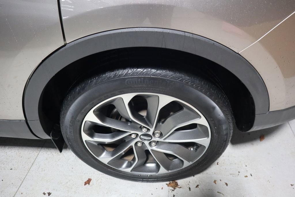 Used 2021 Lincoln Nautilus Reserve image 9