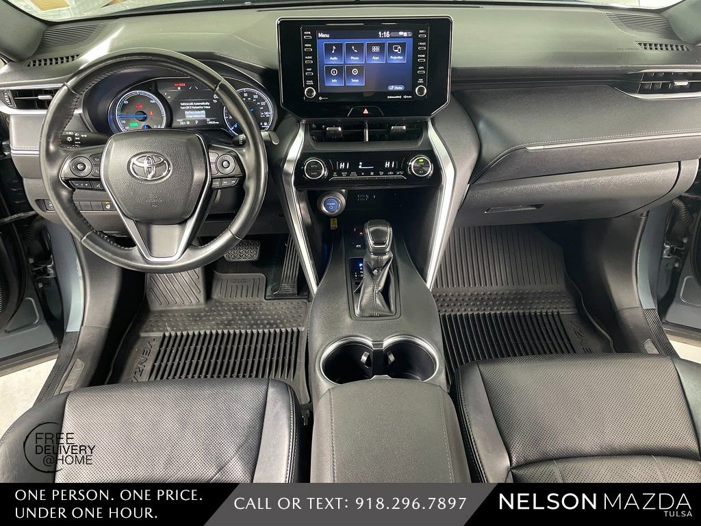 Used 2021 Toyota Venza XLE w/ Softex Package image 40