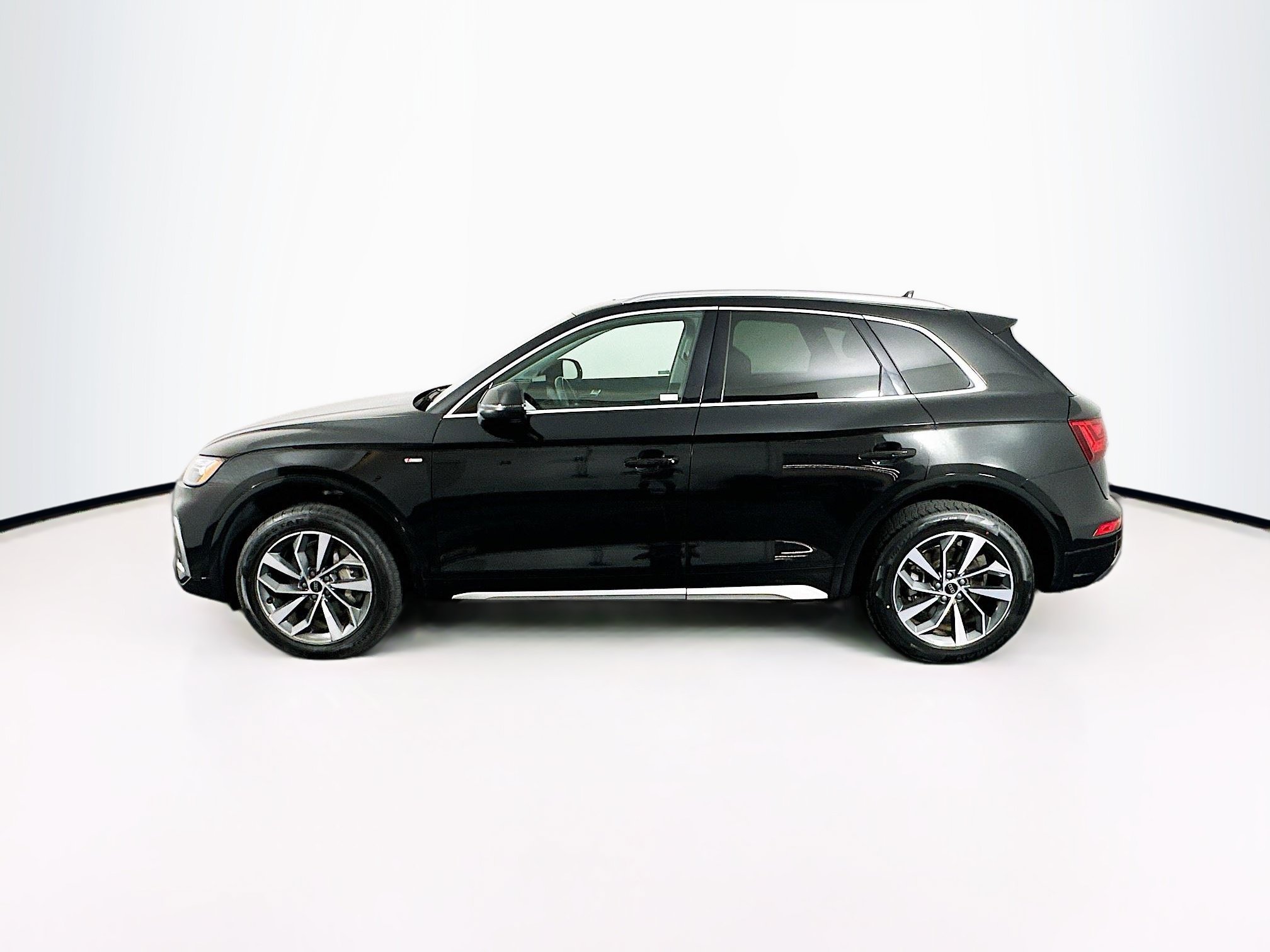 Used 2024 Audi Q5 2.0T Premium Plus AWD/4WD image 4